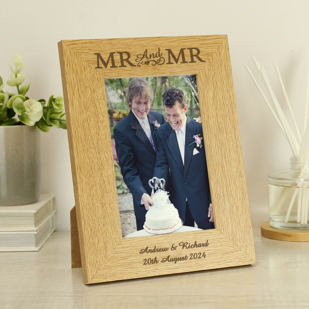 Photo Frames, Albums and Guestbooks